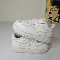 Size 6c - Kids Nike Air Force One's - $30