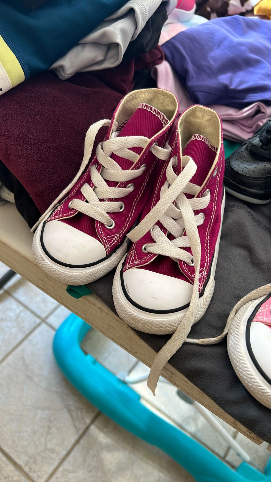 Converse Size 9c