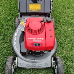 Honda Hrc216 Commercial Lawn Mower 