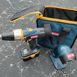 Ryobi Drill And Light Set With Bag And Battery