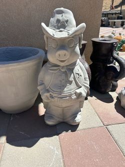 New Pig made out of cement