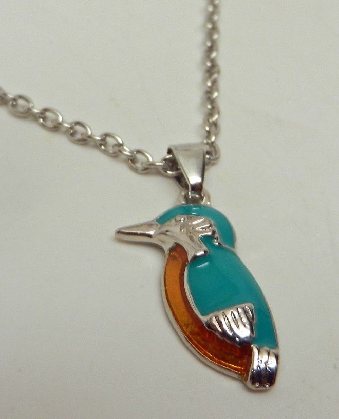 Turquoise Color Enamel Amber Kingfisher Bird Pendant Chain Necklace Silver Tone New