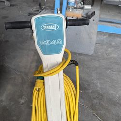 Pulidora de piso marca tenant 2340