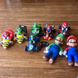 Súper Mario Kart And 2 Figures