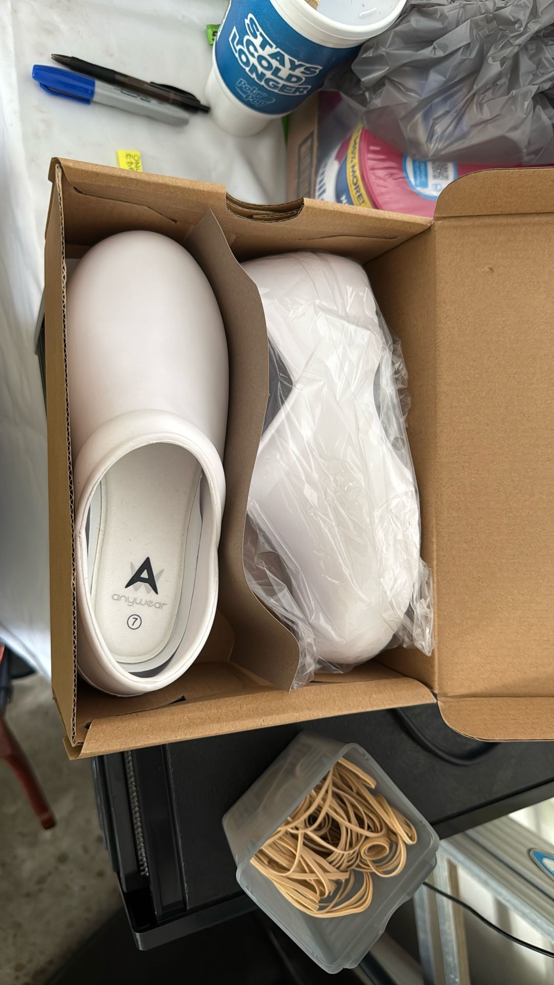 Anywear NEW White Size 7