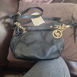 Black Purse 