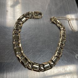 14k FANCY GUCCI BRACELET 