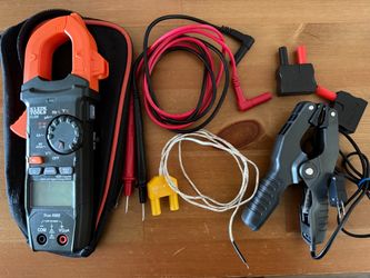 Klein Tools HVAC Mulitmeter with clamp temp sensor and accessories