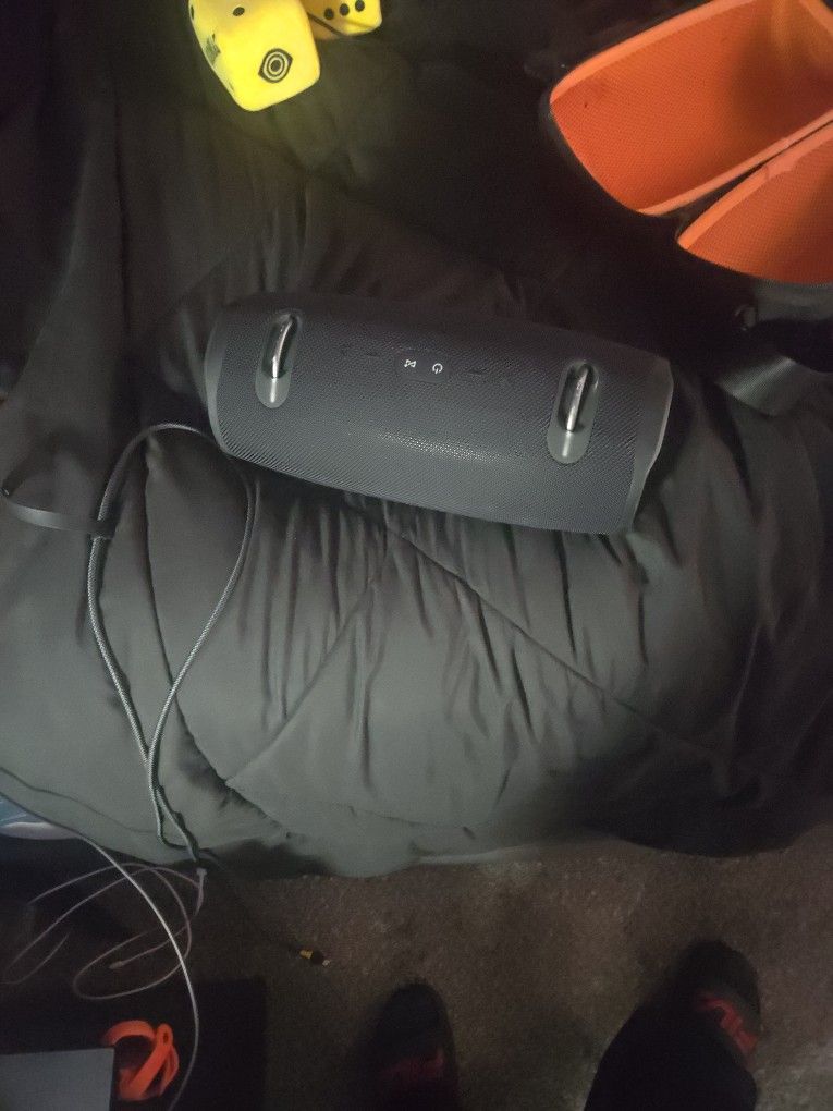 Jbl Boom Speaker An Travel Case