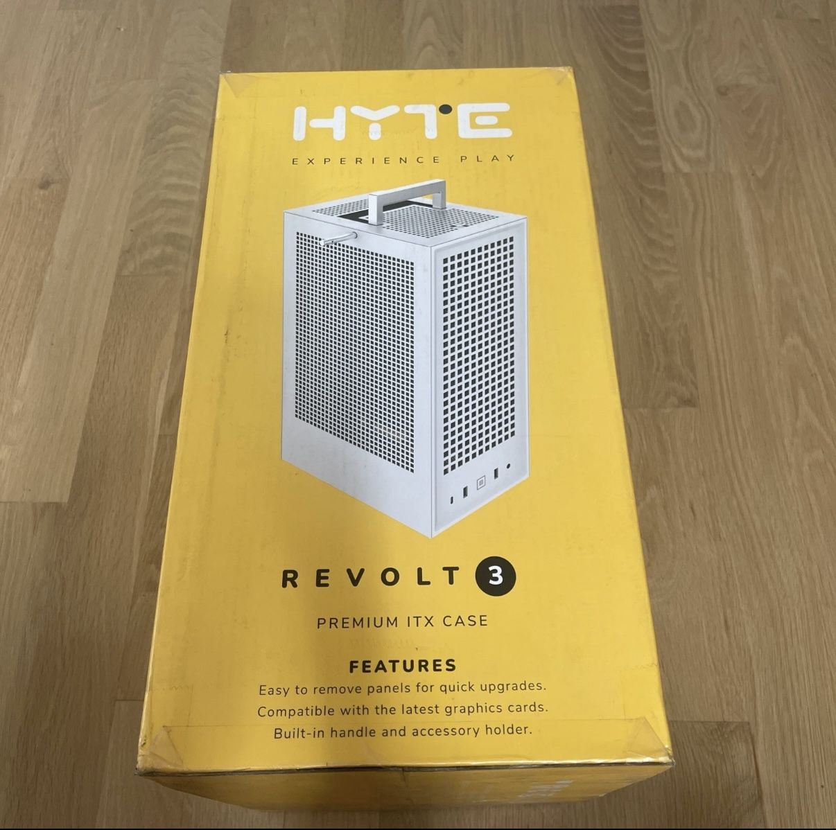 Hyte Revolt 3 ITX SFF PC Case