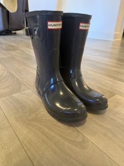 Women’s HUNTER Grey/Navy Rain Boots SIZE 6