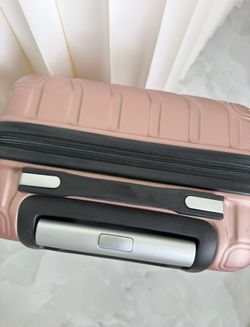 Carry-On Suitcase – Excellent Condition