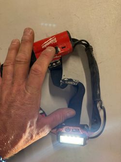 Milwaukee headlight rechargeable