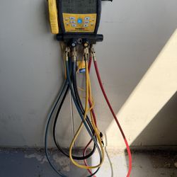 FIELDPIECE SM480V WIRELESS 4-PORT DIGITAL SMAN REFRIGERANT MANIFOLD+MICRON GAUGE