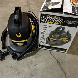 Stinger 2.5 Gallon Wet/Dry Shop Vac