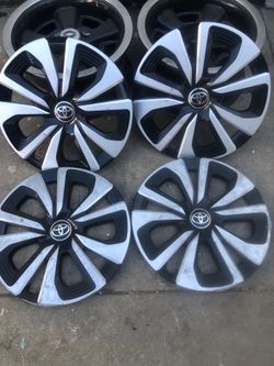 2019 Toyota Prius wheels covers center caps 2022 parts