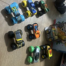 Monster Jam Trucks 