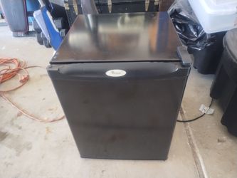 Whirlpool Mini Fridge