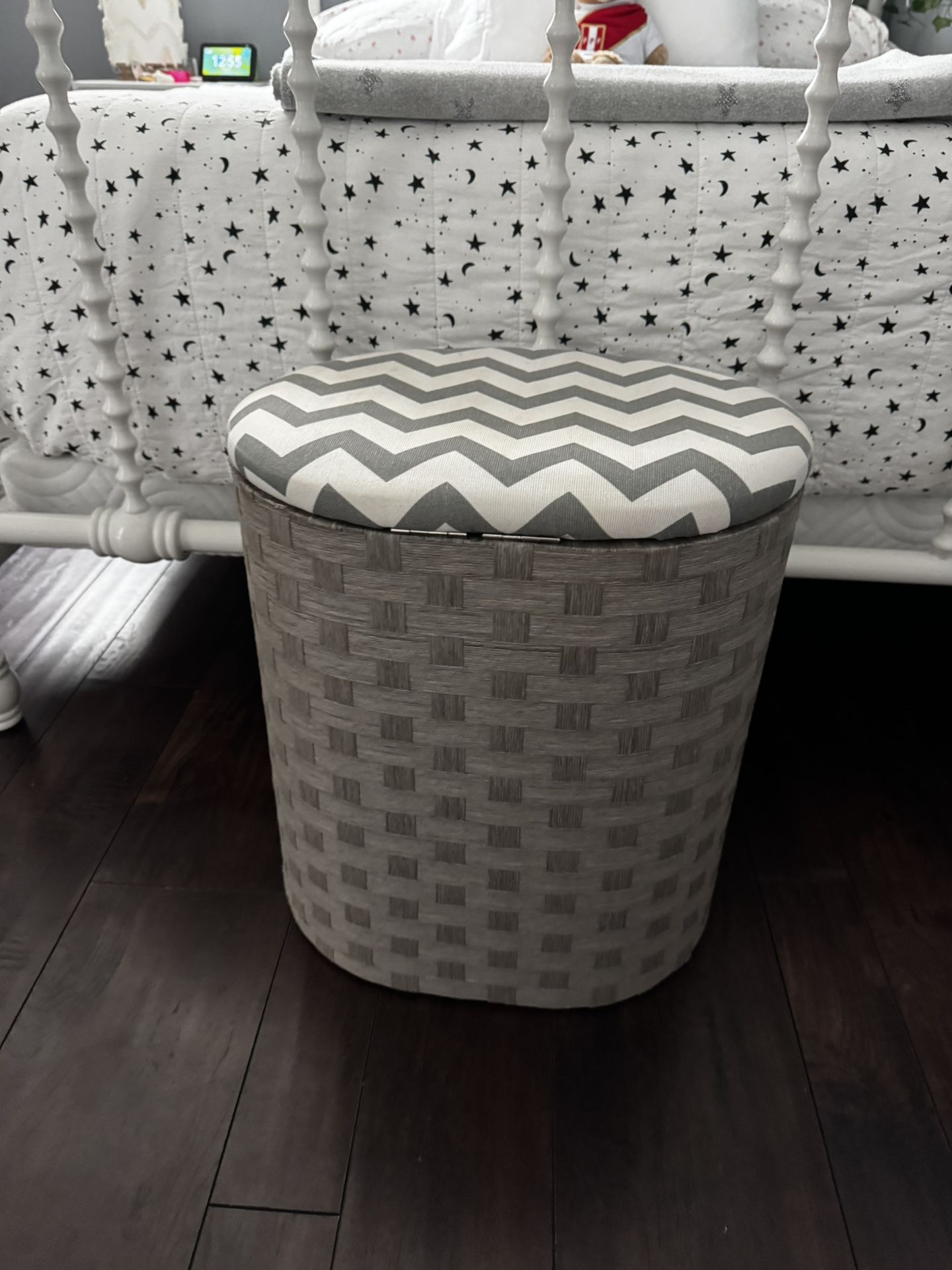 Laundry Or Store Kids