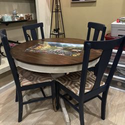 Table Set With 4 Chairs 