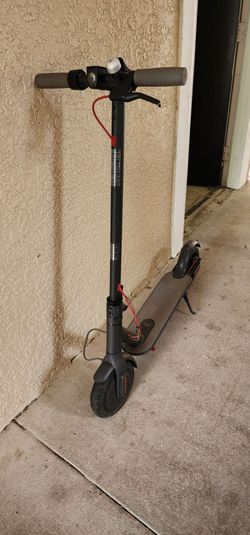 Xiaomi Mi Electric Scooter - Foldable