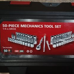 Husky 50 PC  Tool Set