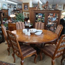 Lazy Susan Table And Chairs 