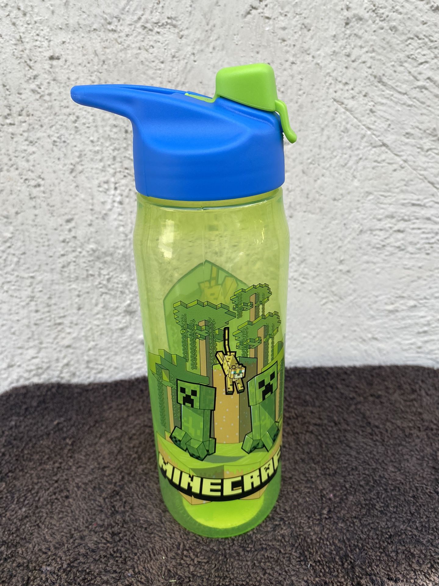 Minecraft Sip Water Bottle Carry Loop Zak! 20 Oz…