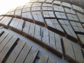 4 Near New 275 40 22 Continental ExtremeContact DWS06+ Tires 108W Date 2023 & 2025