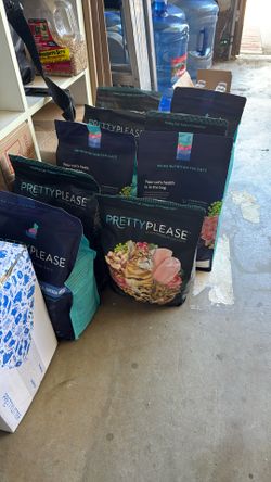 9 Bags Cat Food And 4 Box Cat Litter For 100 Flat