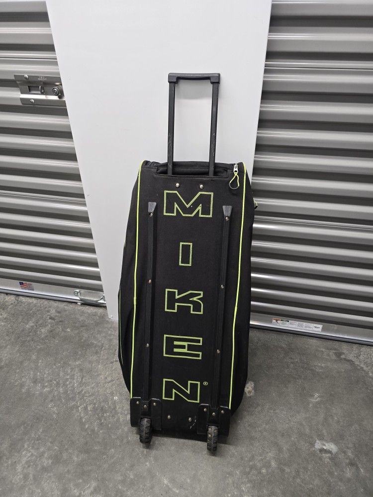 BaseBall Wheeled Carrying Bag Extra Large