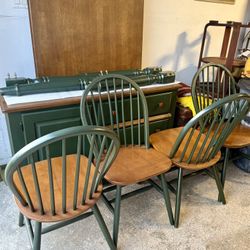 Petite Hunter Green and Oak Country Dining Set