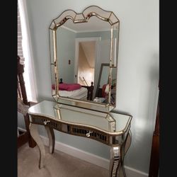 Custom made mirror vanity