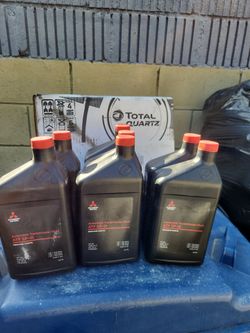 Mitsubishi Atf sp-lll Automatic transmission fluid.