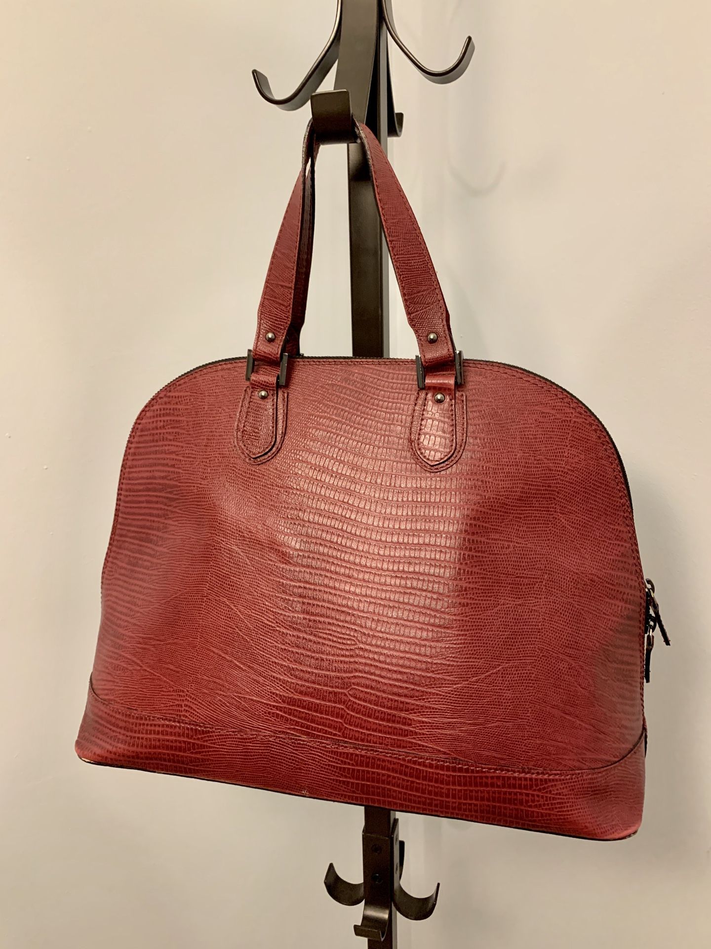 Made in Italy! Vittoria Napoli Italian Leather Handbag