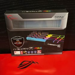 Trident Z RGB 4x8