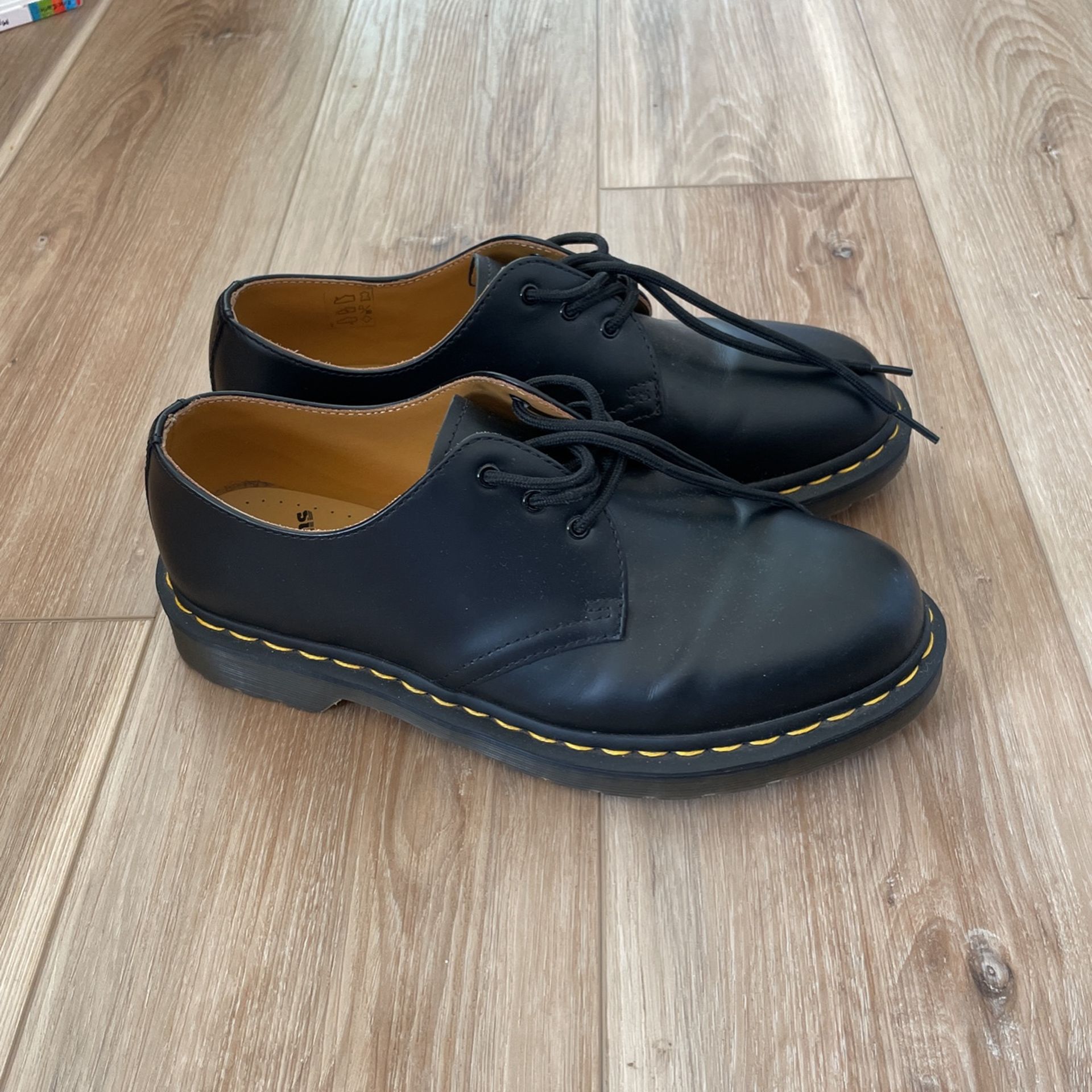 Dr. Martens LEATHER OXFORD SHOES
