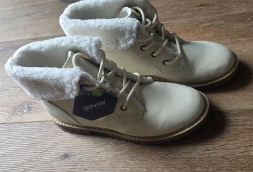White Boots/Booties (Women's Size 7)
