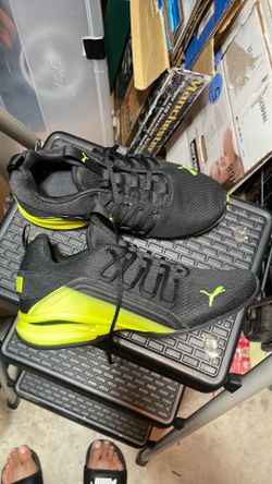 Puma shoes size 7 men