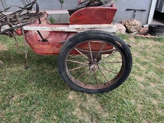 Antique Horse Drawn Cart Sulky