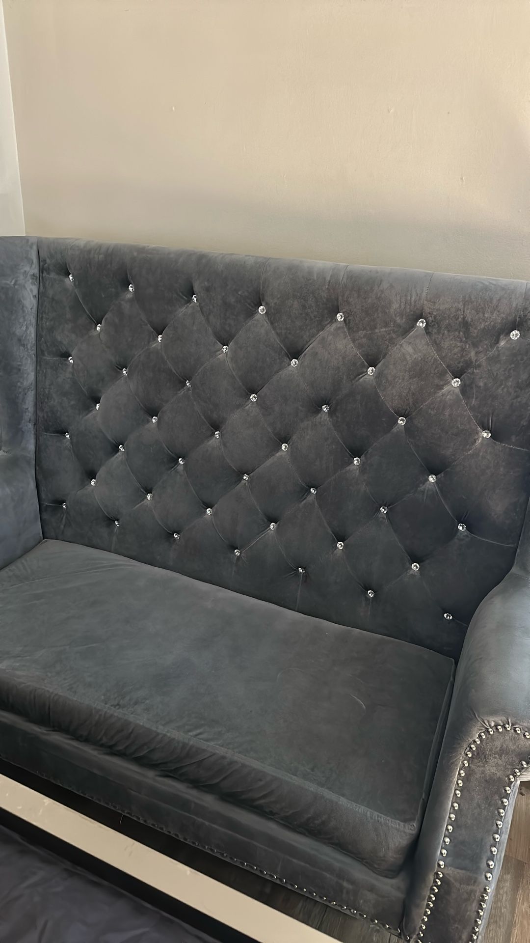 Couch Grey