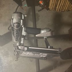 Metabo 2-1-2in Finish Nailer