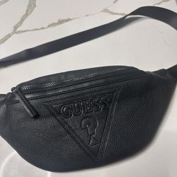 Guess Fanny Pack