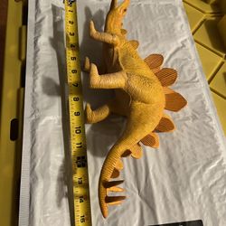 Vintage 1999 Stegosaurus Toy 15”