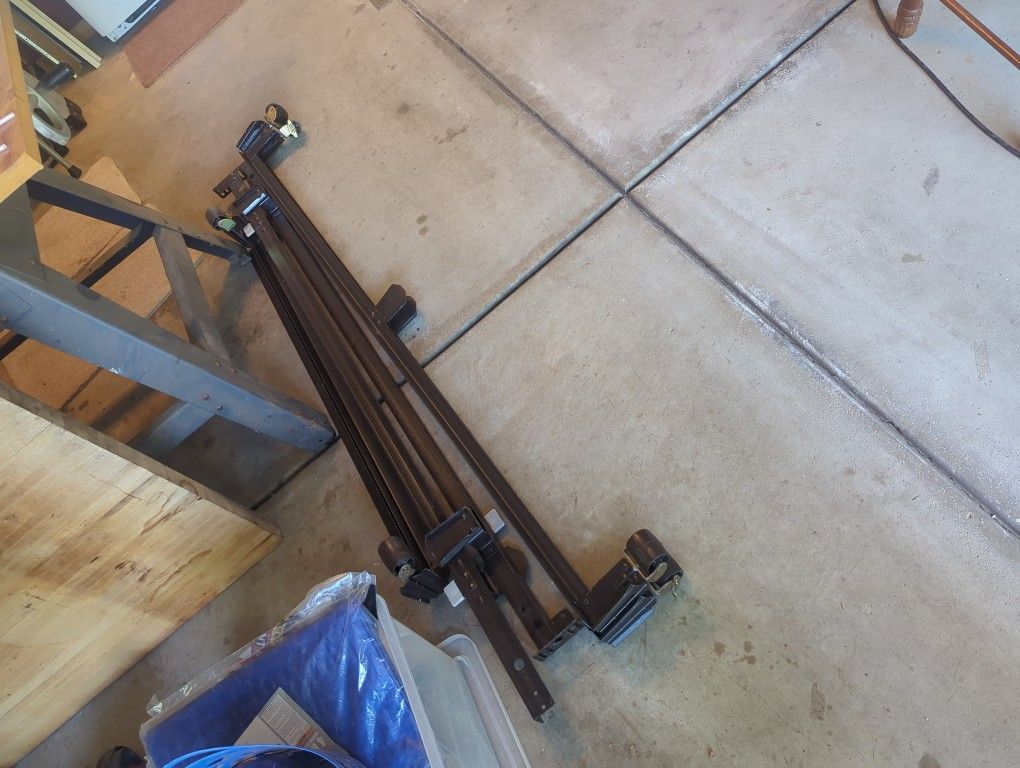 King/Queen Metal Bed Frame