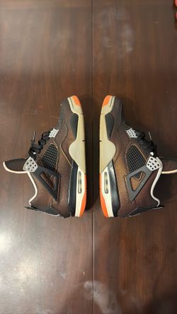 Jordan Retro 4 “Starfish”  size 11.5