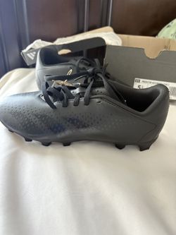 Boys soccer cleats