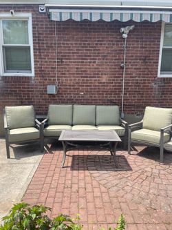 2 Outdoor Lounge / Backyard Sets