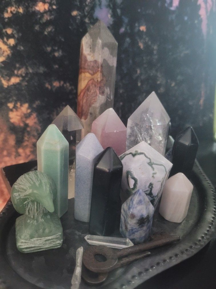 Assorted Stone Points