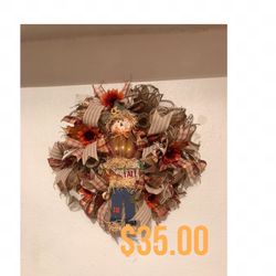 Deco-mesh Fall wreaths